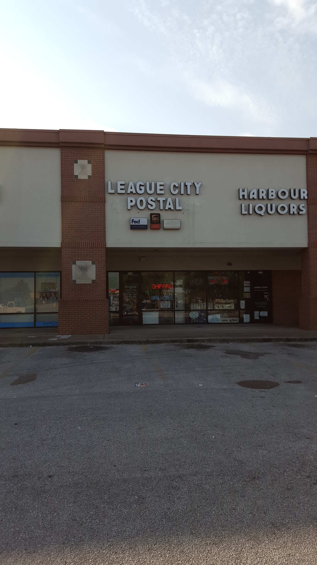 League City Shipping And Business Center