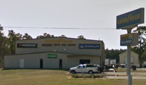 Moore's Truck Tire Center