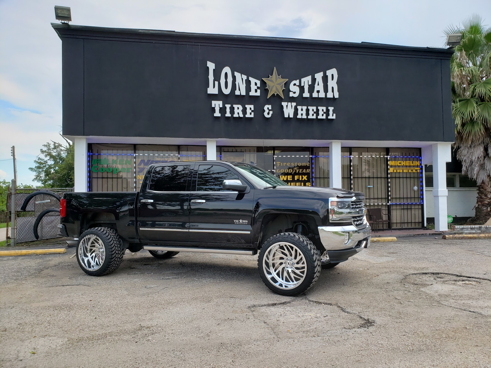 Lone Star Tire & Wheel