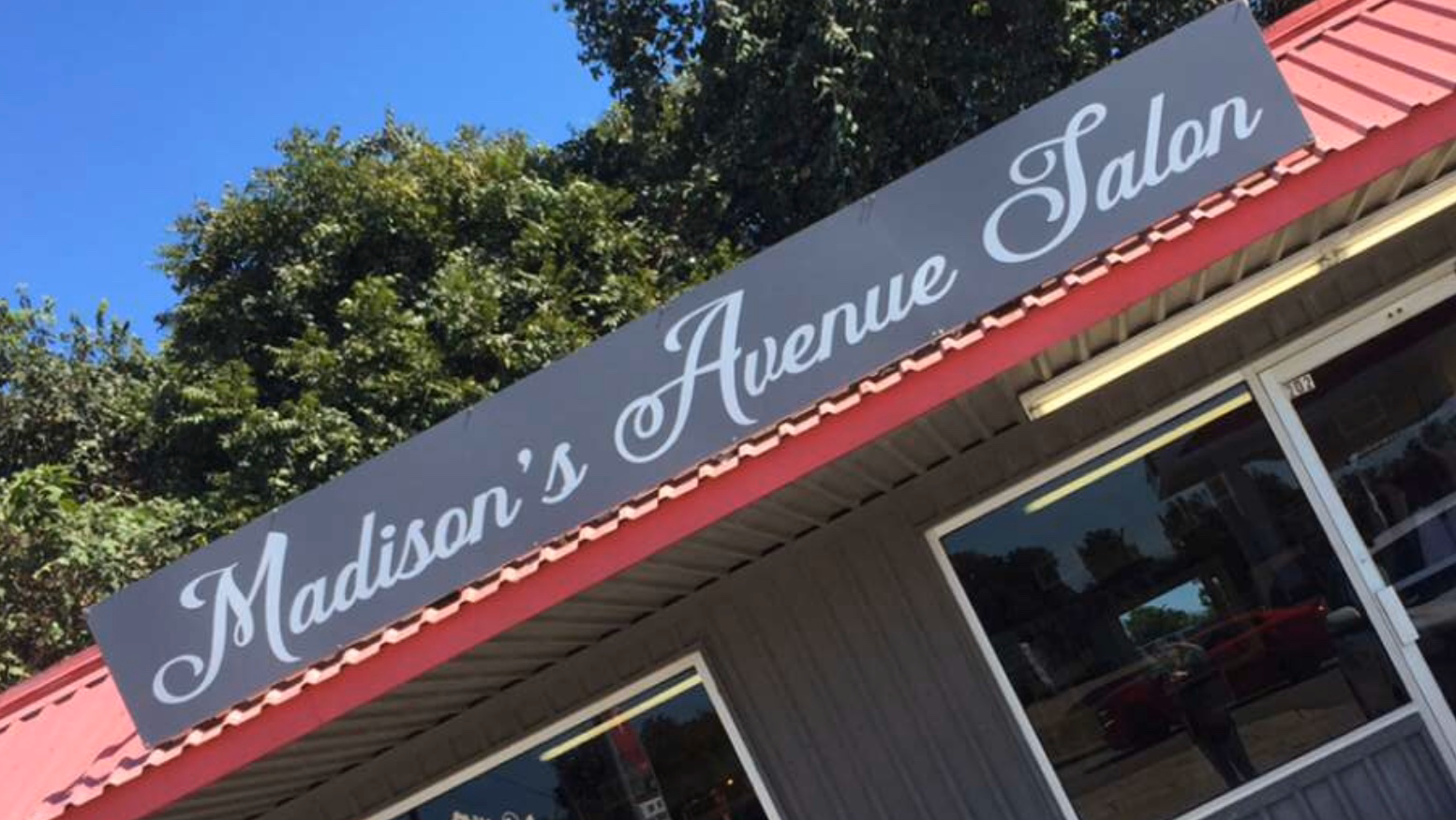 Madison’s Avenue Salon And Boutique