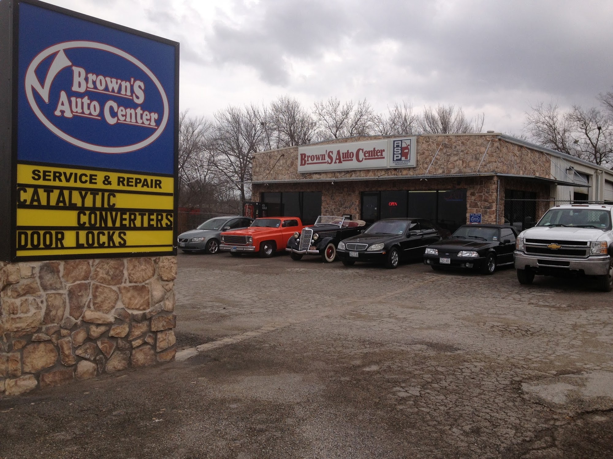Brown's Auto Center