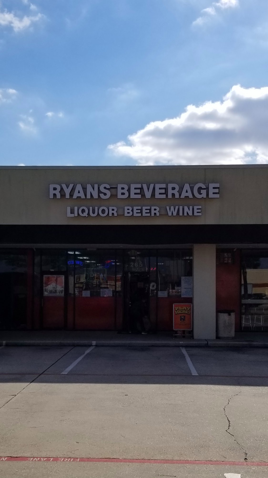 Ryans Liquor