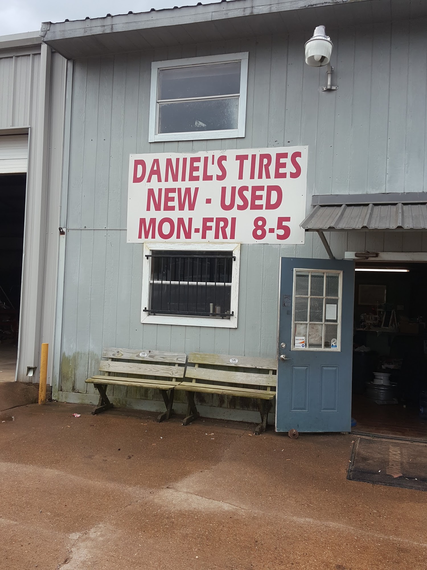 Daniels New & Used Tires