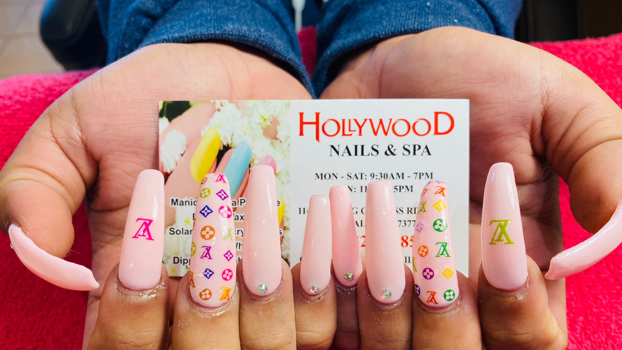 Hollywood Nails & Spa