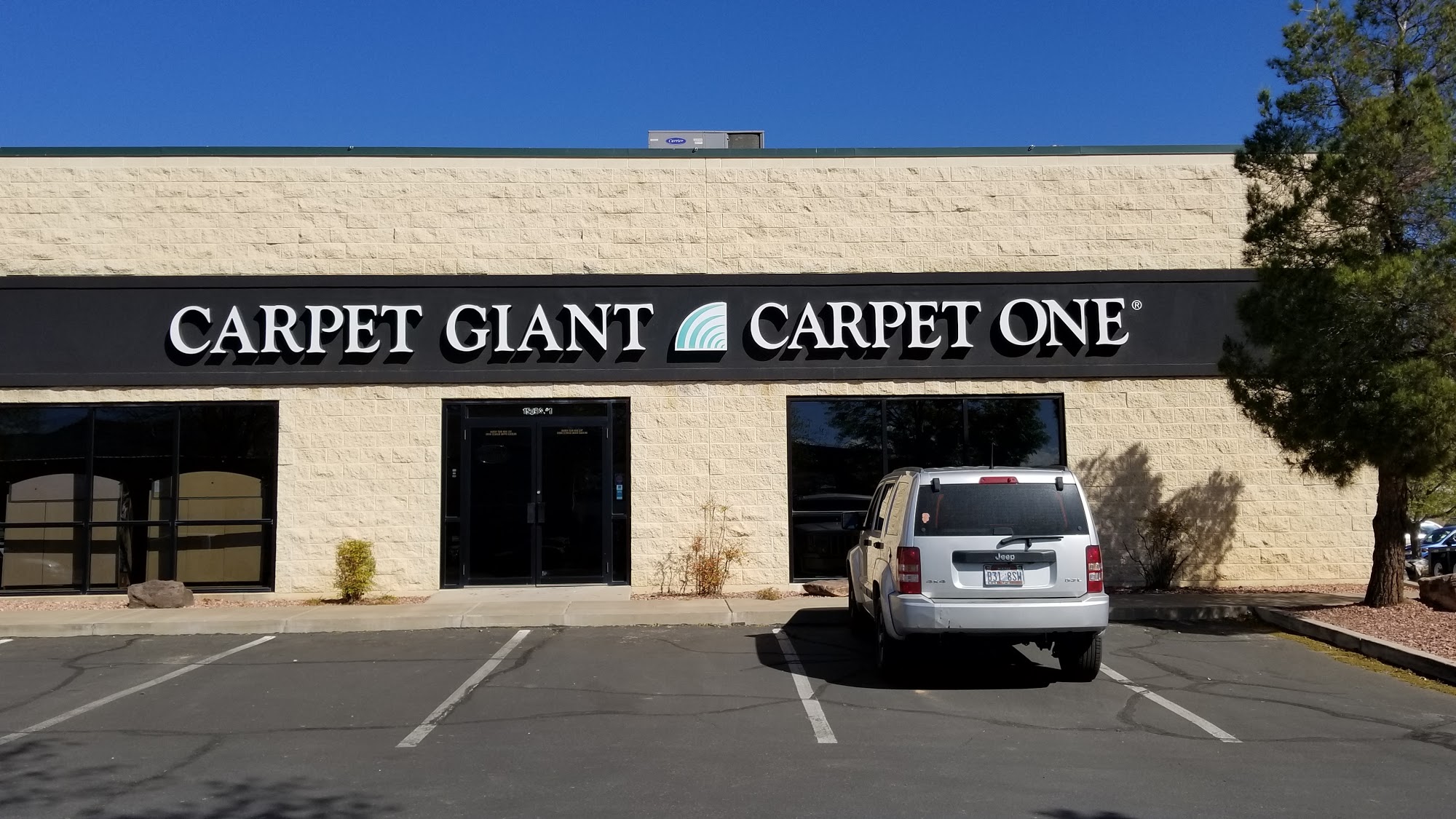 Giant Carpet One Floor & Home