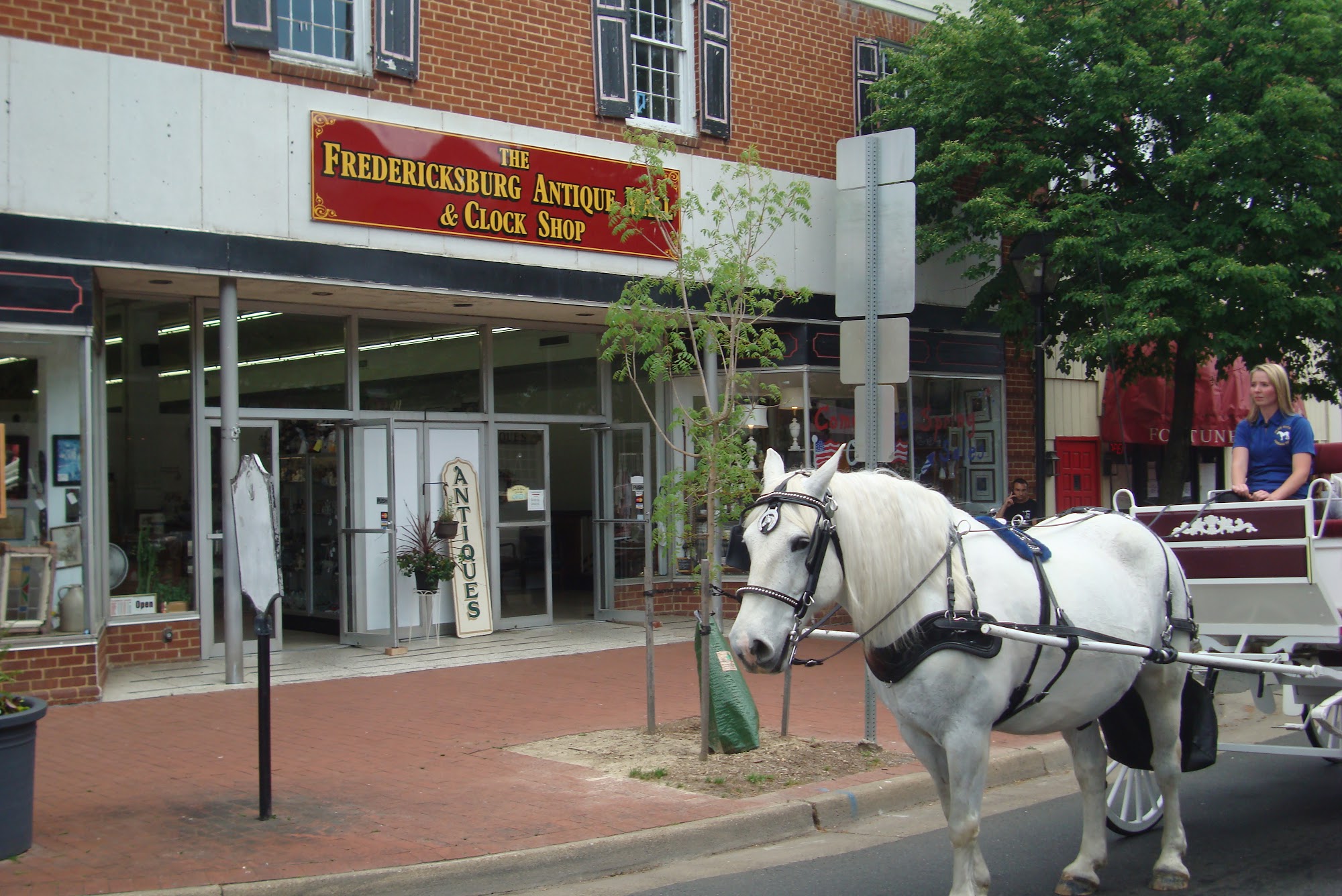 The Fredericksburg Antique Mall & Clock Shop