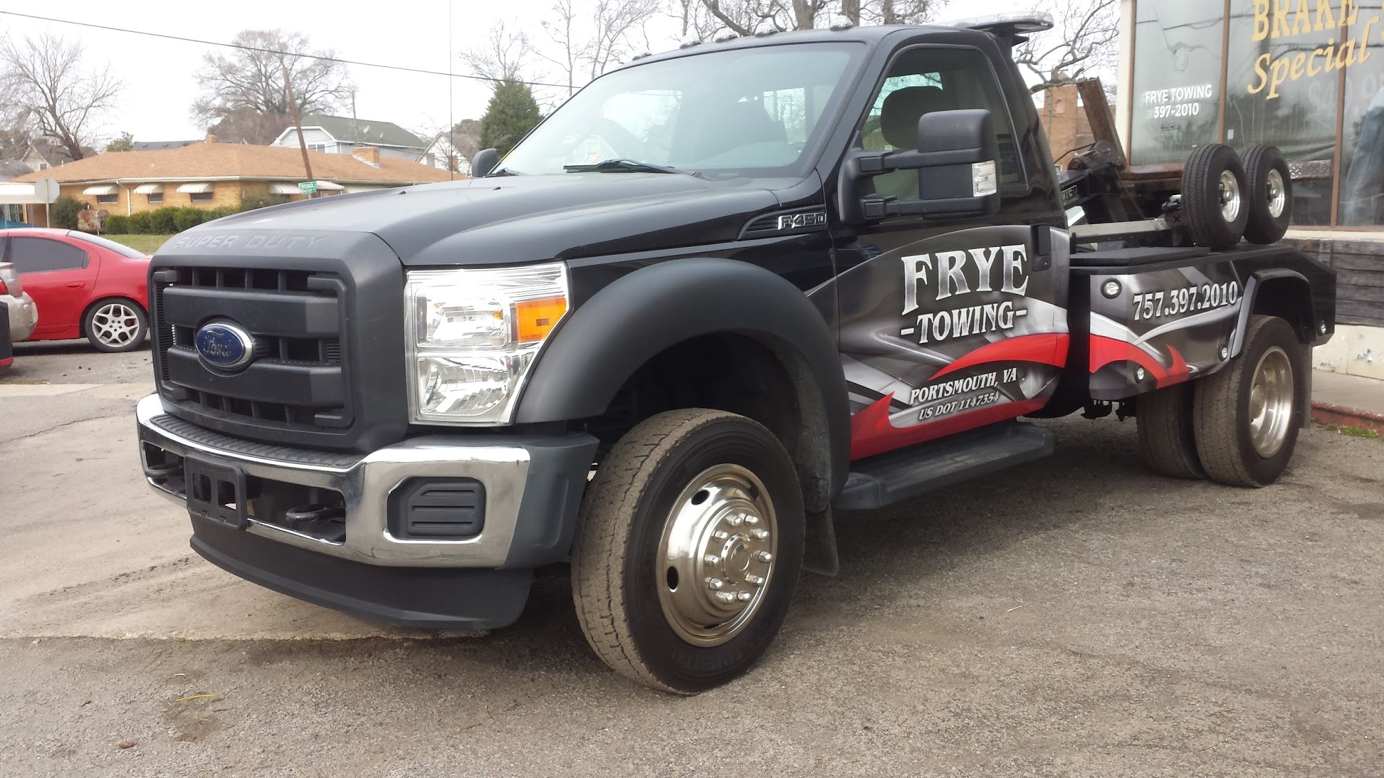 Frye's Tire & Towing