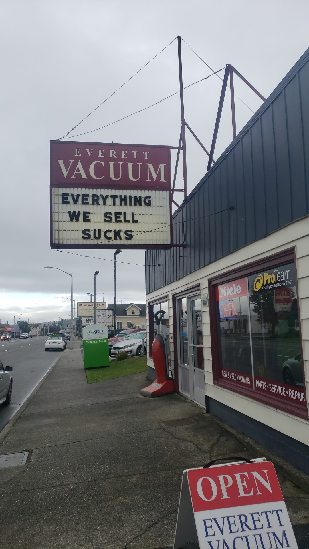 Everett Vacuum