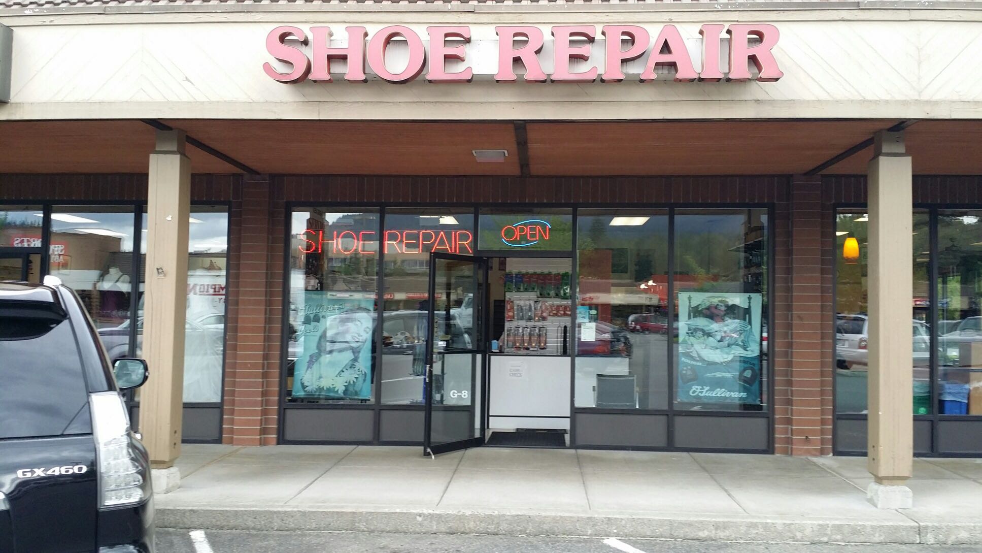 Andre's Shoe Services