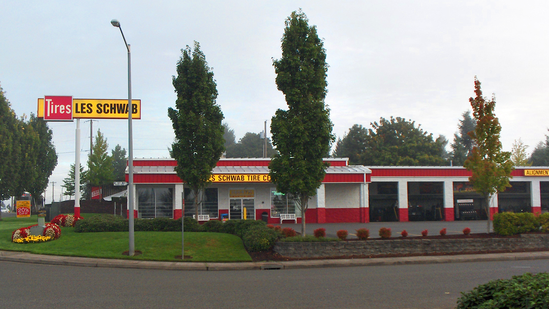 Les Schwab Tire Center