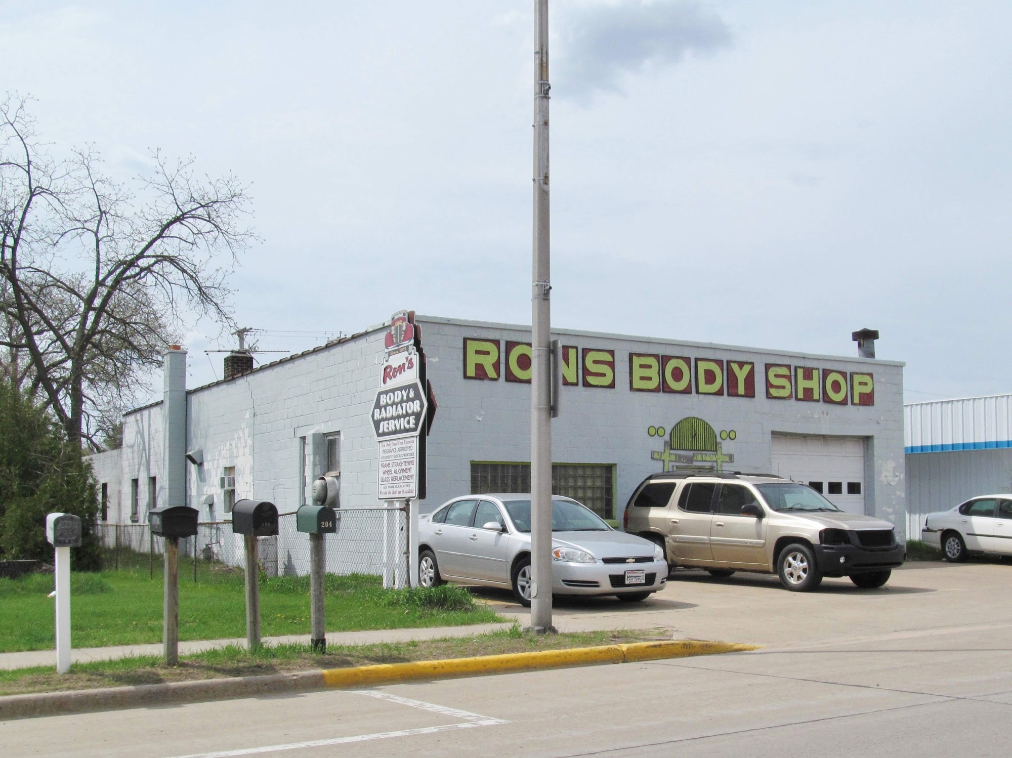 Ron's Body & Radiator Services