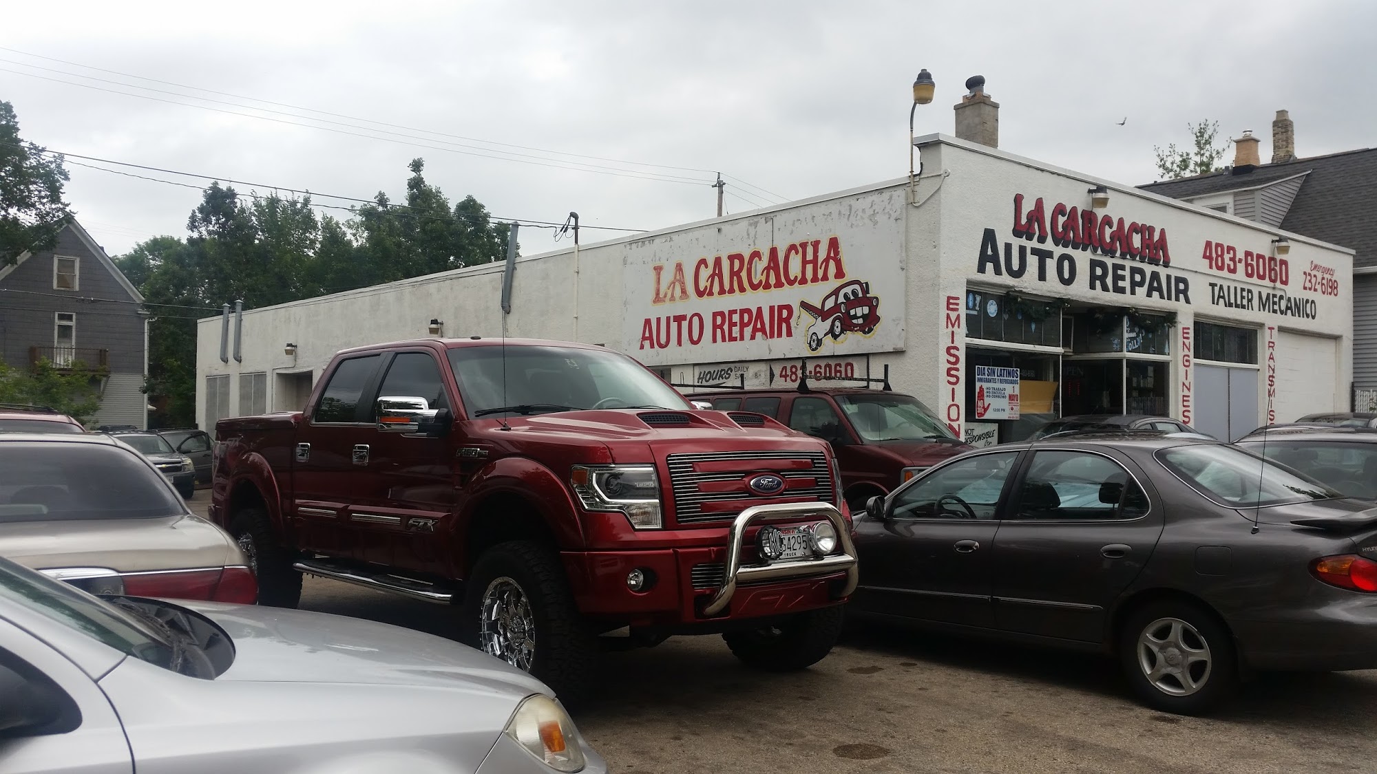 LA CARCACHA AUTO REPAIR Milwaukee WI Hours, Directions, Reviews